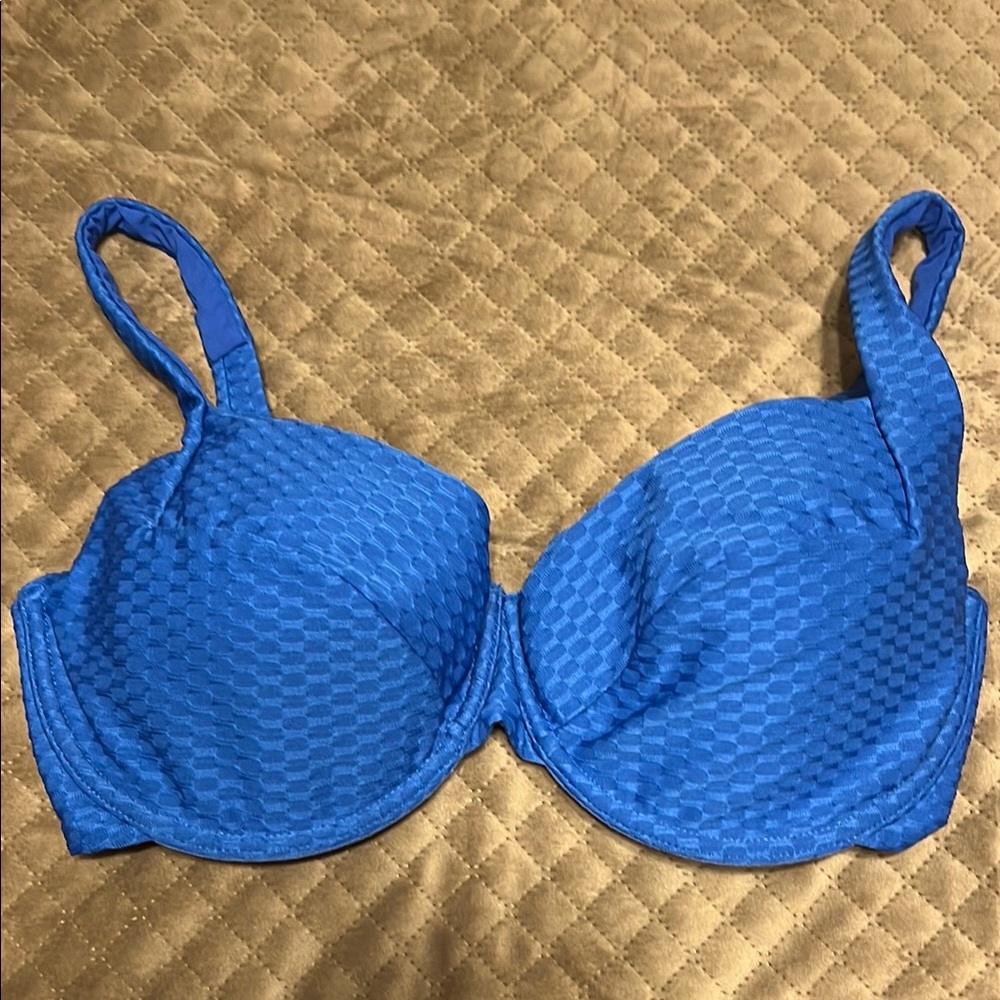 Vetchy Women's Bikini Top